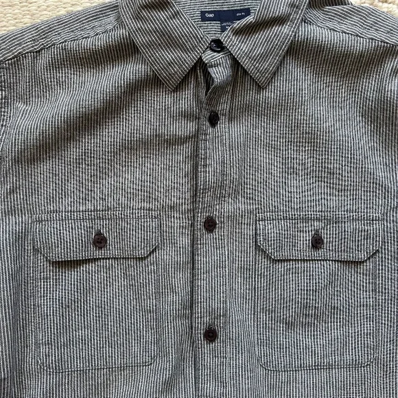 GAP Workshirt Short Sleeve Linen Cotton Blend - Medium Slim, Gray with White Str - Picture 3 of 5
